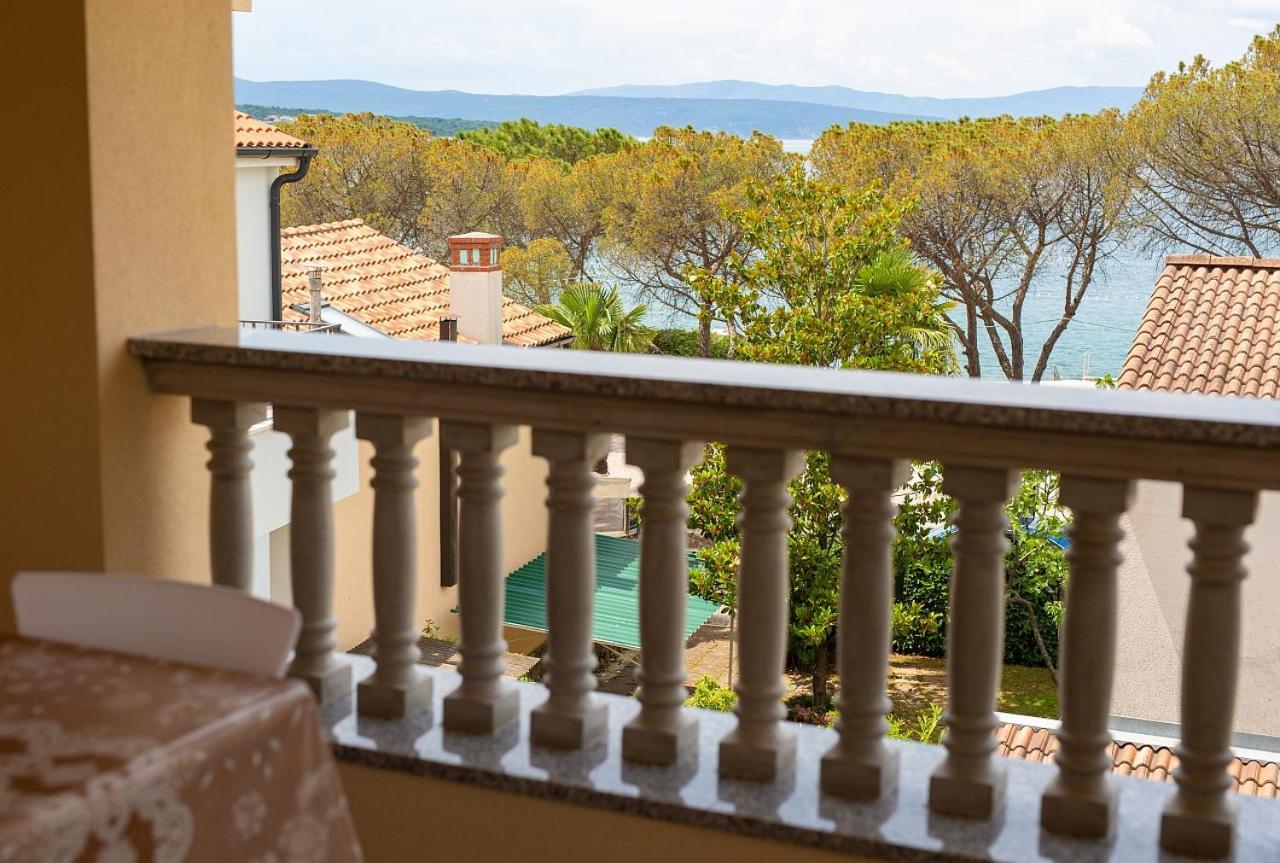 Apartmani Dal Malinska Bagian luar foto
