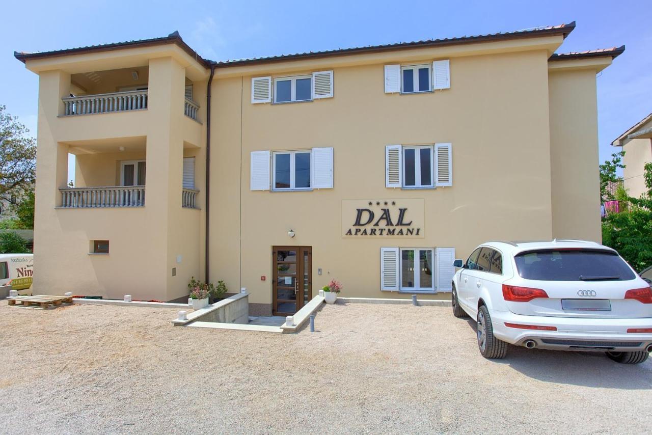 Apartmani Dal Malinska Bagian luar foto