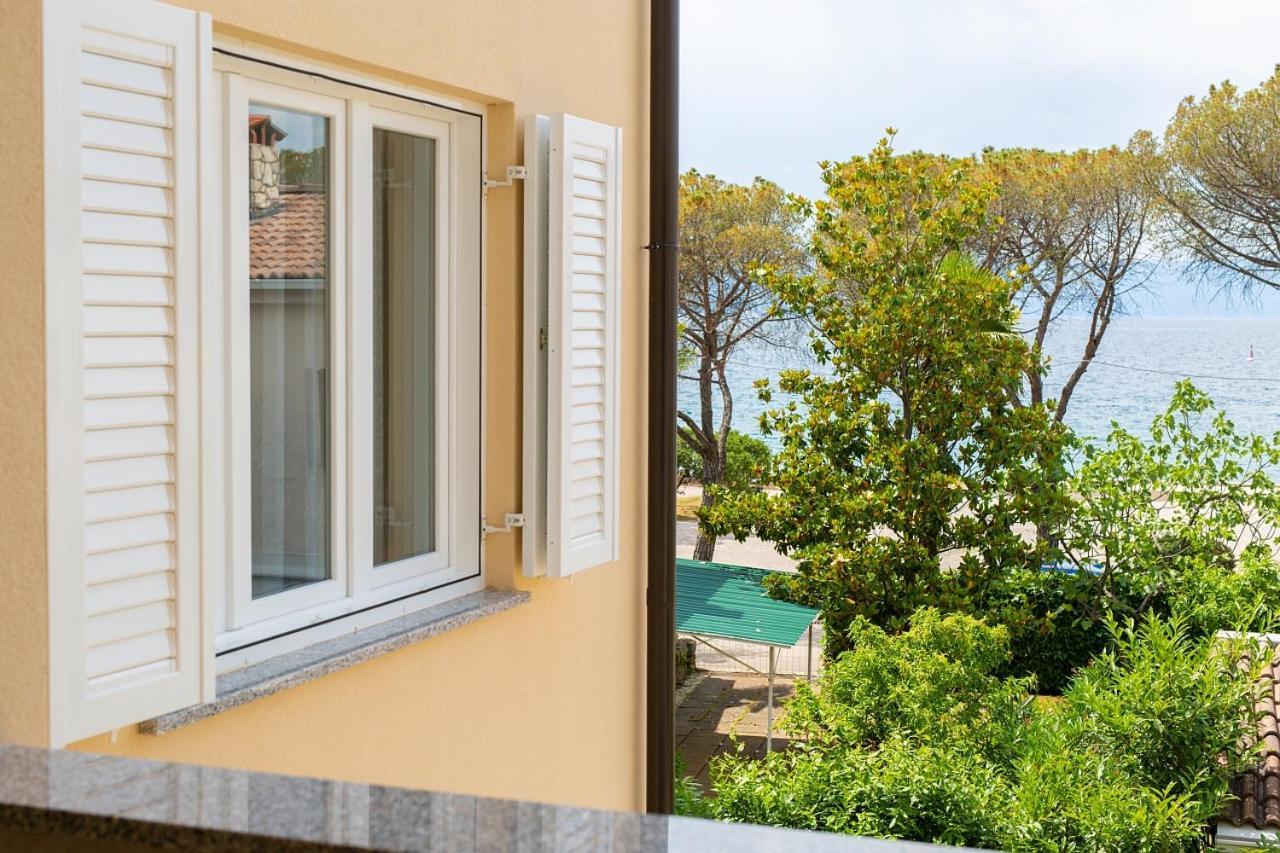 Apartmani Dal Malinska Bagian luar foto