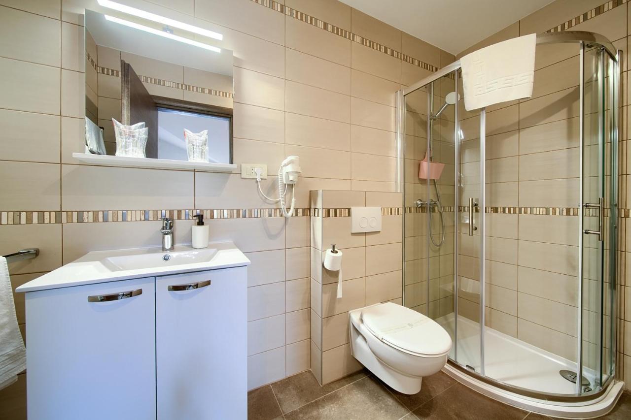 Apartmani Dal Malinska Bagian luar foto
