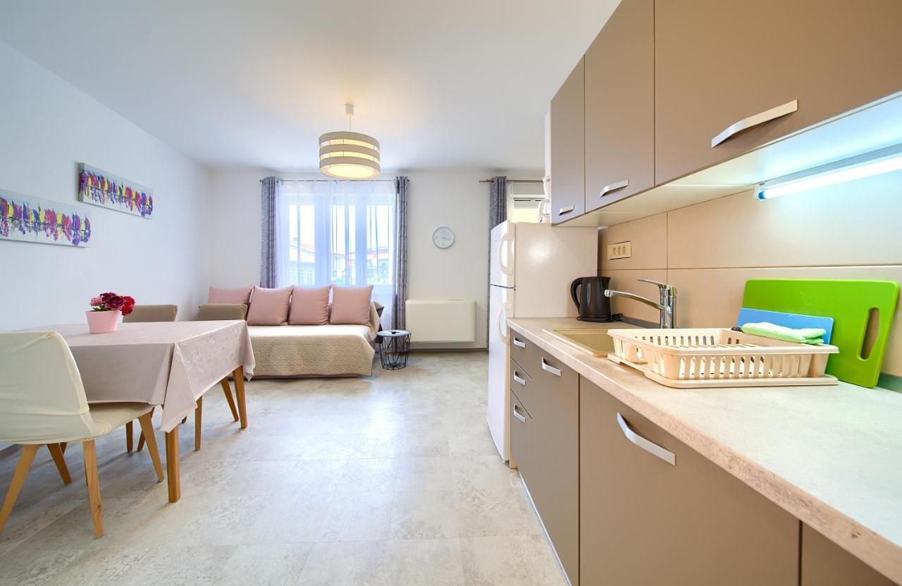 Apartmani Dal Malinska Bagian luar foto