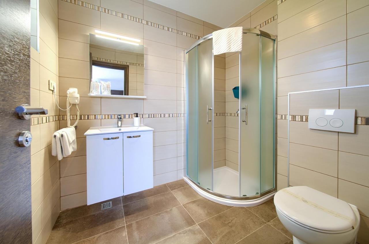 Apartmani Dal Malinska Bagian luar foto