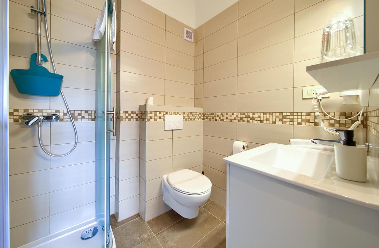 Apartmani Dal Malinska Bagian luar foto